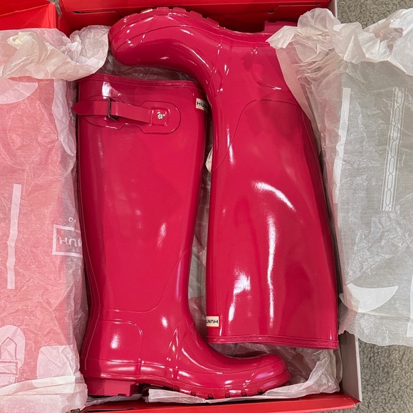 Hunter Shoes - Hunter Fuchsia Glossy Boots